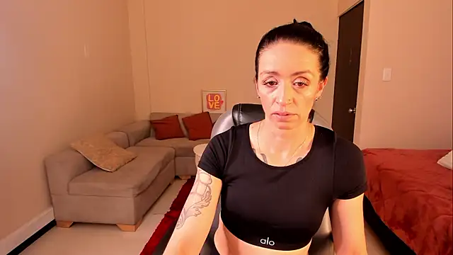 Kristen Garner online show from 03-20-26, 08:25