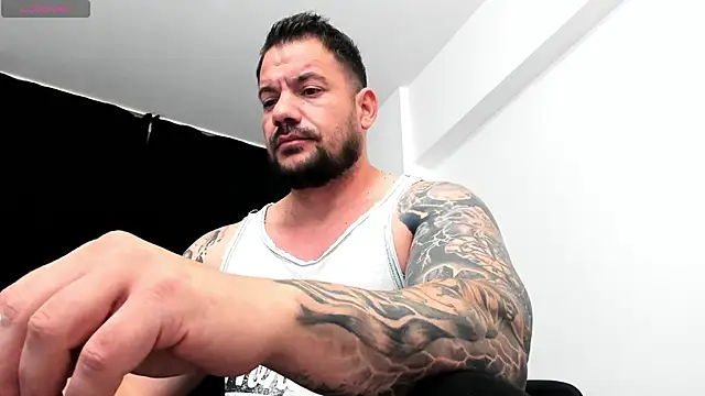 musclemonster31 online show from 10-02-25, 03:57