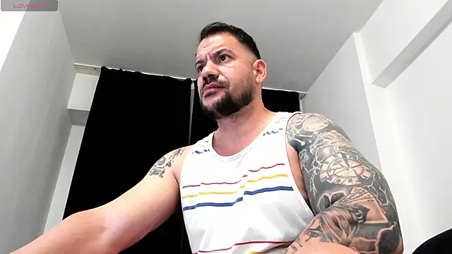 musclemonster31 online show from 10-31-25, 12:28