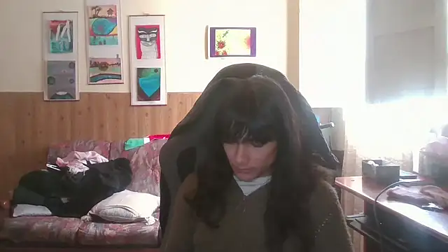 Snapshot of calliemaggotbone chatting on 11-26-25, 01:45 calliemaggotbone online show from 11-26-25, 01:45