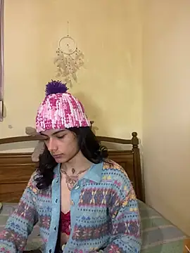 Snapshot of calliemaggotbone chatting on 02-17-26, 06:14 calliemaggotbone online show from 02-17-26, 06:14