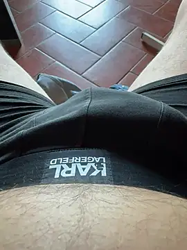 jacky4501 online show from 06-12-26, 12:37
