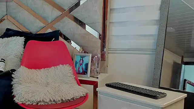  BrendaMichel  online show from 02-12-25, 04:11