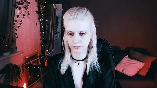 Snapshot of Noah_ElmerX chatting on 09-10-25, 02:39 Noah ElmerX online show from 09-10-25, 02:39