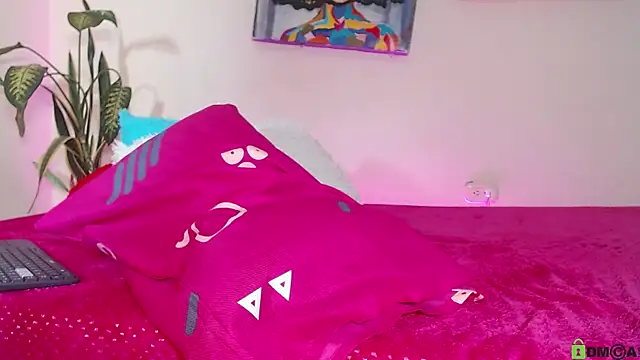 natasha jm online show from 10-23-25, 11:35