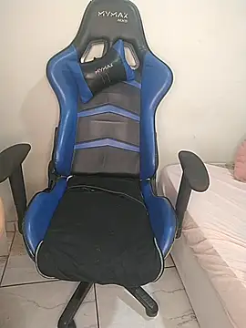 Rafaelayamazaki online show from 04-17-26, 02:09