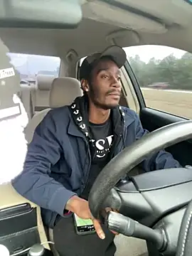 Snapshot of ITSONLYKENNY chatting on 02-10-25, 01:44 ITSONLYKENNY online show from 02-10-25, 01:44