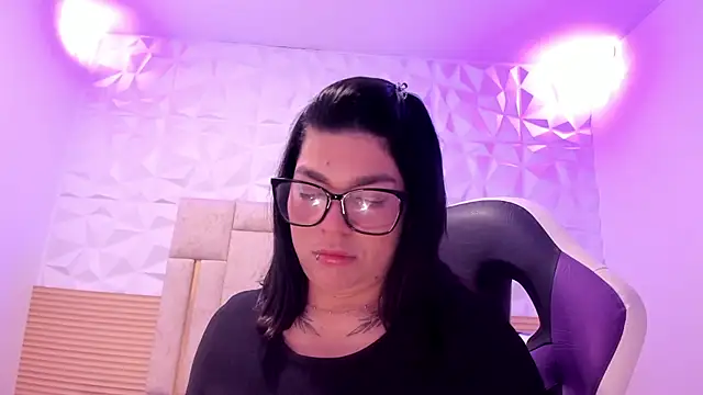 PauletteJ online show from 04-14-26, 11:49