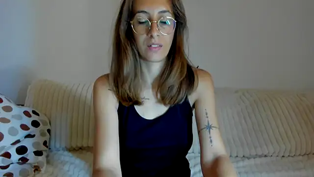 Snapshot of DesireMore90 chatting on 07-17-26, 09:41 DesireMore90 online show from 07-17-26, 09:41