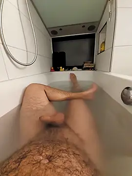 Snapshot of Ettarak chatting on 02-05-25, 09:07 Ettarak online show from 02-05-25, 09:07