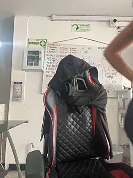 Snapshot of nahia_low chatting on 12-24-24, 08:49 nahia low online show from 12-24-24, 08:49