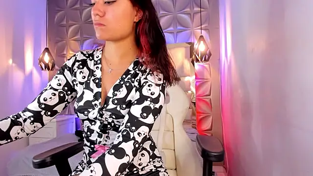 Snapshot of nahia_low chatting on 02-16-25, 11:16 nahia low online show from 02-16-25, 11:16