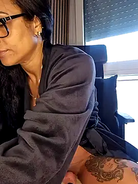 Allana Squirt online show from 04-12-26, 09:36