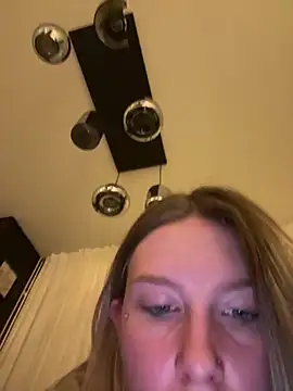 Snapshot of VeraSerephina chatting on 12-16-25, 09:42 VeraSerephina online show from 12-16-25, 09:42