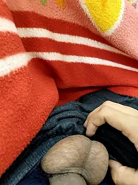 Horny boy321 online show from 09-16-25, 07:37