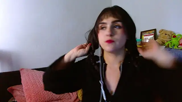 collette beaufoy  online show from 06-14-26, 07:10