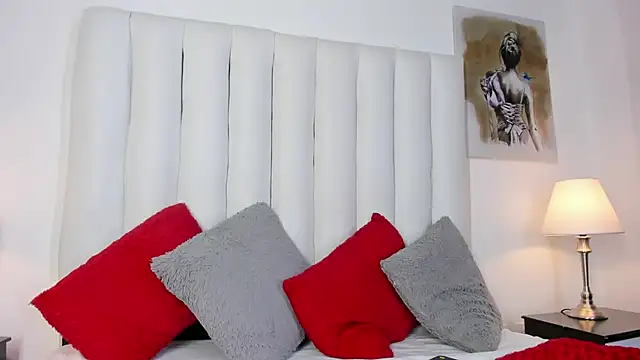 Snapshot of Violet_queen20 chatting on 02-19-26, 10:17 Violet queen20 online show from 02-19-26, 10:17