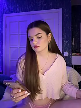 Snapshot of Elizabeth_Hottie_ chatting on 03-15-25, 10:33 Elizabeth Hottie online show from 03-15-25, 10:33