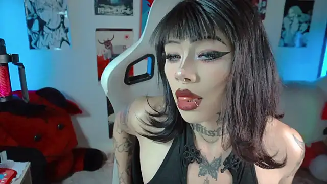 Deadly Doll online show from 09-18-25, 10:34