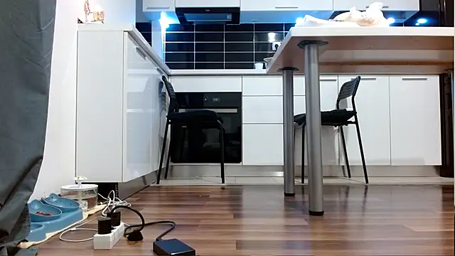 Snapshot of niky_sweet1919 chatting on 11-19-25, 04:29 niky sweet1919 online show from 11-19-25, 04:29