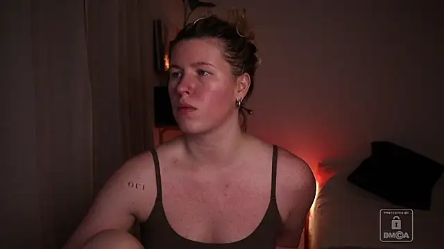 Snapshot of moonamii chatting on 02-18-26, 09:55 moonamii online show from 02-18-26, 09:55