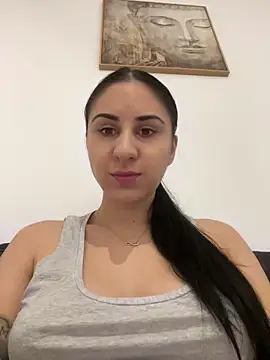 Snapshot of JenniferEdith chatting on 12-06-24, 10:27 JenniferEdith online show from 12-06-24, 10:27