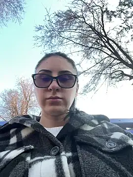 Snapshot of JenniferEdith chatting on 03-04-25, 02:53 JenniferEdith online show from 03-04-25, 02:53