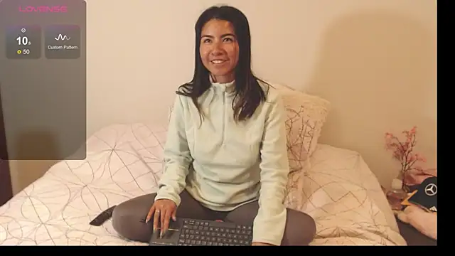 alice middlee online show from 11-13-25, 03:55