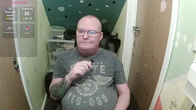 FriendlyDave online show from 02-18-25, 08:16