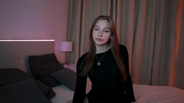 Snapshot of MiaKeler chatting on 02-26-25, 09:48 MiaKeler online show from 02-26-25, 09:48