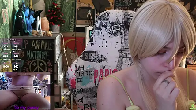 ShiroiFubuki online show from 03-16-25, 09:38