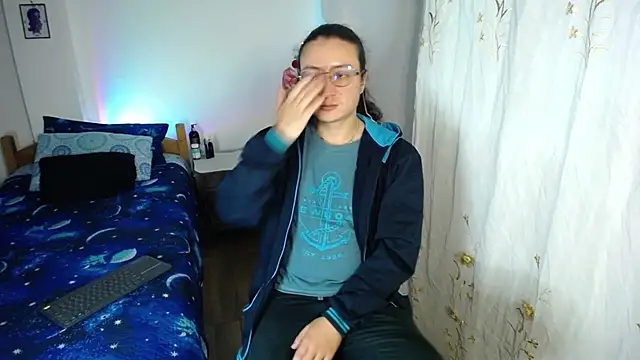 monkeywillwhite online show from 12-19-25, 03:35