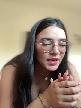 Lia flowers online show from 02-15-25, 10:21