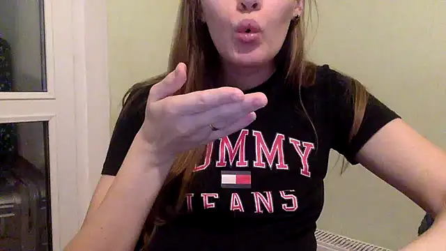 vanessa4you online show from 02-05-25, 03:34