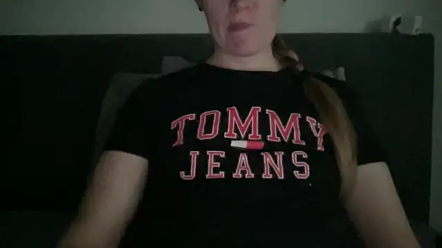 vanessa4you online show from 10-25-25, 07:49