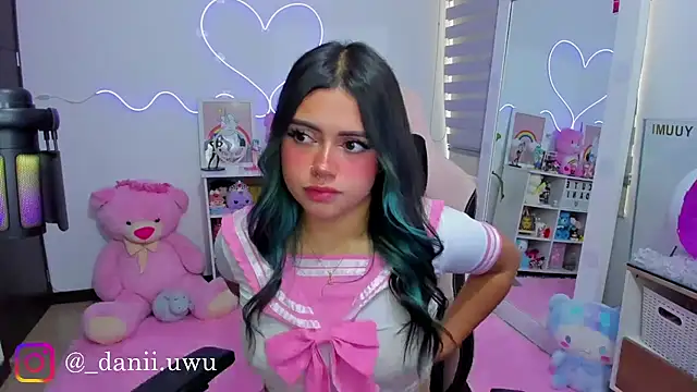 CuteDani  online show from 03-06-26, 03:08