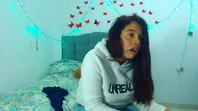 AmaraRoberts420 online show from 01-20-25, 02:53