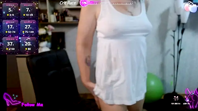 Snapshot of BeatriksS chatting on 02-07-25, 04:03 BeatriksS online show from 02-07-25, 04:03