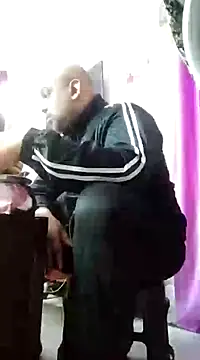 Dick 6inches online show from 02-14-25, 07:59