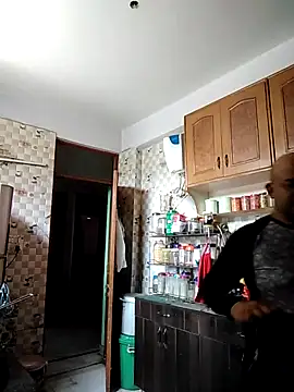 Dick 6inches online show from 03-21-25, 05:43