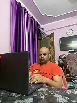 Dick 6inches online show from 10-07-25, 01:30