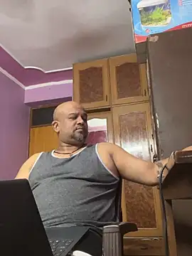 Dick 6inches online show from 04-16-26, 01:56