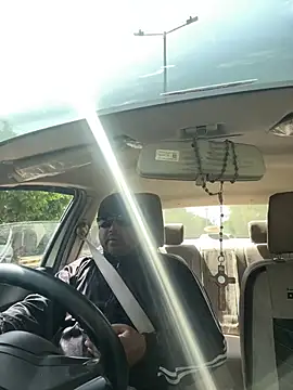 Dick 6inches online show from 04-22-26, 04:48