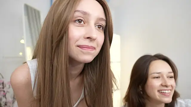 Snapshot of VivianLy_ chatting on 12-05-24, 09:50 VivianLy online show from 12-05-24, 09:50