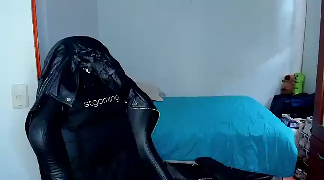 Tommy Bred online show from 03-06-25, 05:43