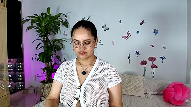 Snapshot of VICTORIABLACK_@xh chatting on 06-02-26, 10:06 VICTORIABLACK xh online show from 06-02-26, 10:06