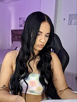 Snapshot of heyshaa chatting on 09-17-25, 07:26 heyshaa online show from 09-17-25, 07:26