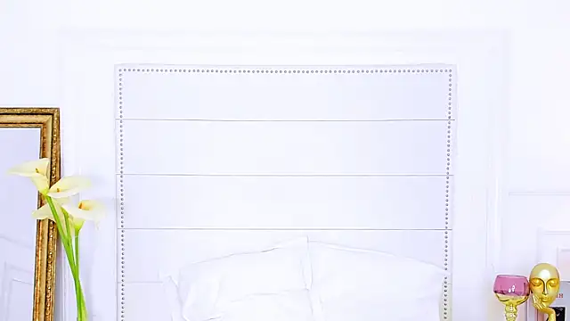 NaomiYuu online show from 02-28-25, 02:31