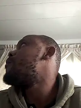 TheTwist online show from 02-20-25, 07:45