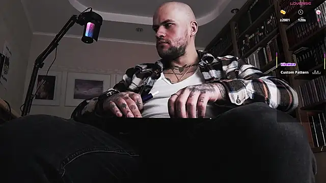 Snapshot of FindomJason chatting on 11-02-25, 03:25 FindomJason online show from 11-02-25, 03:25